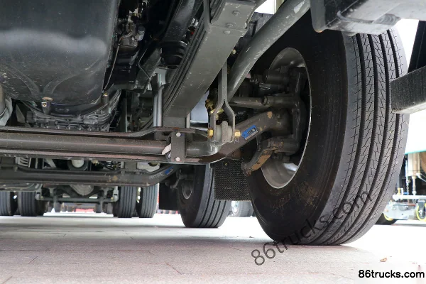 Sinotruk HOWO TH7 poids lourd 460 ch 8X4(12 roues) camion frigorifique (China VI) (marque Luye) Châssis (3) | 86Trucks