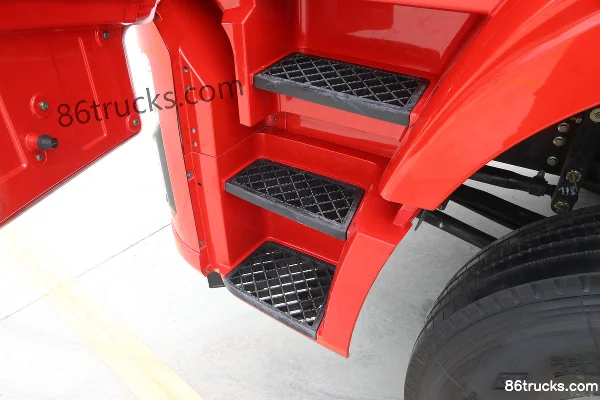 Dayun Xianglong 230 hp 6X2(8 wheels) 6.8m Semi-row Flatbed Cargo Truck (China VI) Cab (2) | 86Trucks