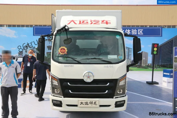 Dayun Xianglong 150hp 4X2(6 wheels) 4.12m single-row van light truck (China VI) Exterior (2) | 86Trucks