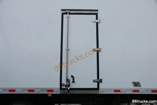 FAW Jiefang J6L 240 ch 4X2(6 roues) camion frigorifique 6,8 m (toit surélevé) Carrosserie (1) | 86Trucks