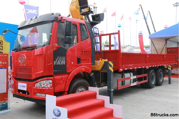 FAW Jiefang J6L 280hp 6X4(10 wheels) Truck-Mounted Crane Exterior (2) | 86Trucks