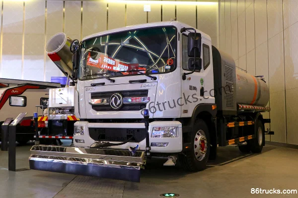Dongfeng Duolika D9 230hp 4X2(6 wheels) Cleaning Truck (China VI) (Tongyada) Exterior (3) | 86Trucks