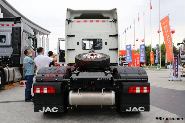 JAC Gallop V7 Heavy Truck 560 hp 6X4(10 wheels) AMT Automatic Long-head Tractor Truck (China VI) (High Wind Deflector) Exterior (3) | 86Truc