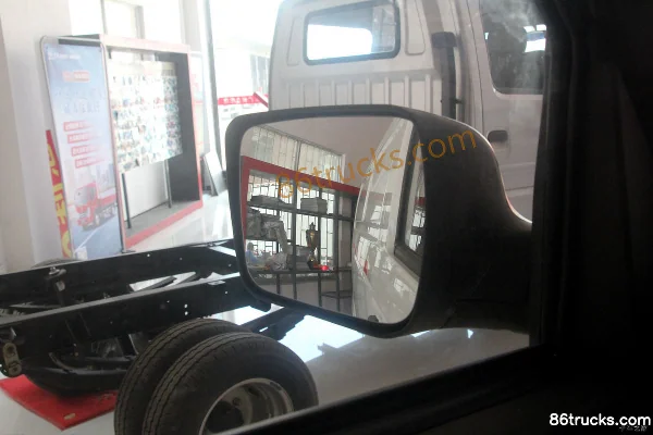 Dongfeng Yufeng EM26 3T 4.865m Pure Electric Van Truck Cab (2) | 86Trucks