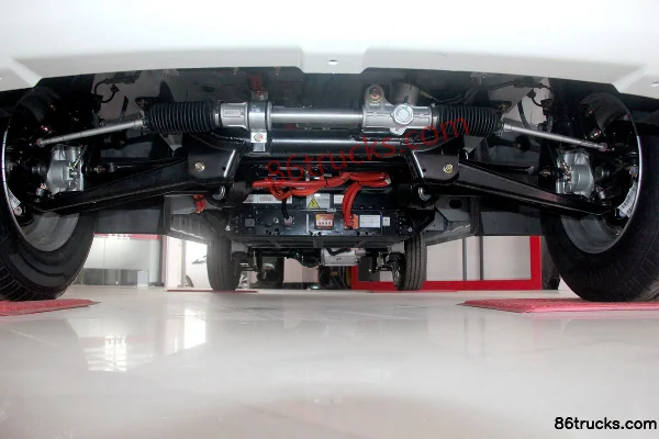 Dongfeng Yufeng EM26 3T 4.865m Pure Electric Van Truck Chassis (1) | 86Trucks