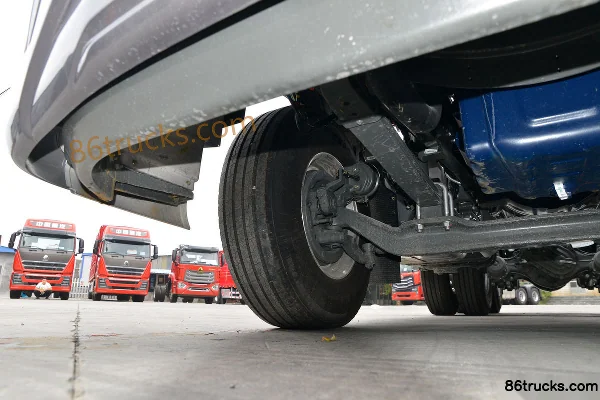 Sinotruk HOWO Max Heavy Truck 480 hp 6X4(10 wheels) Tractor Truck (China VI) Chassis (2) | 86Trucks