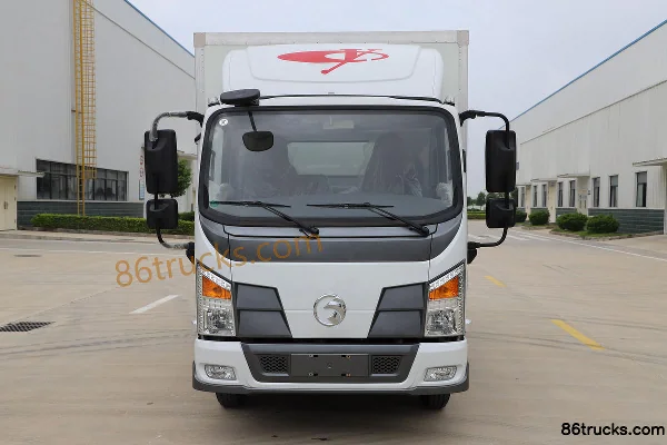 Yuchai New Energy EC312 4.5T camion léger fourgon électrique pur de 4,125 m 4X2(6 roues) Extérieur (2) | 86Trucks