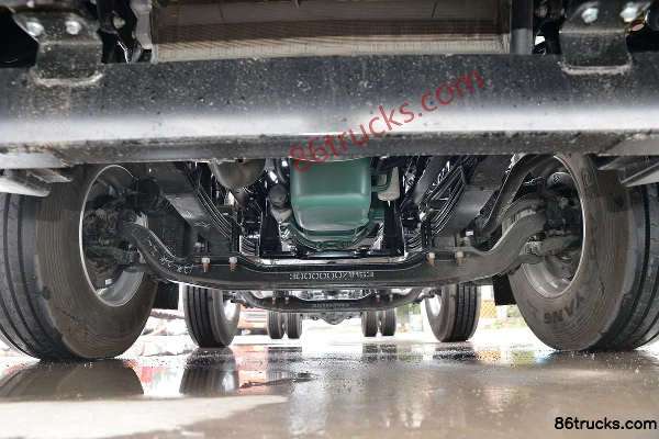 JAC Gallop A5W III Heavy Truck 290 hp 6X2(8 wheels) 8.6m Box Cargo Truck Chassis (1) | 86Trucks