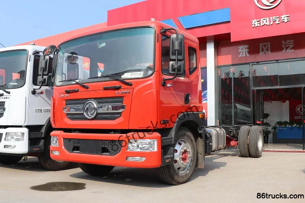 Dongfeng Duolika D9 Value Edition 220hp 4X2(6 wheels) 6.8m Stake Truck Exterior (3) | 86Trucks