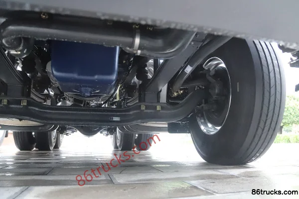 DongfengLiuqi Chenglong H5 Heavy Truck 460 hp 6X4(10 wheels) Tractor Truck (160 rear axle) Chassis (2) | 86Trucks