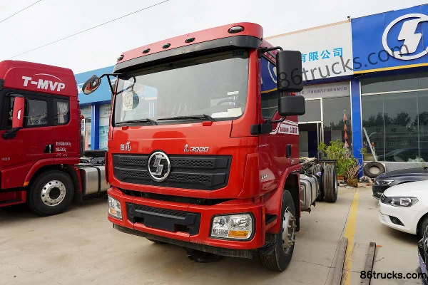 SHACMAN Delong L3000 Composite Edition 245hp 4X2(6 wheels) 7.75m Wing Opening Van Cargo Truck Exterior (3) | 86Trucks