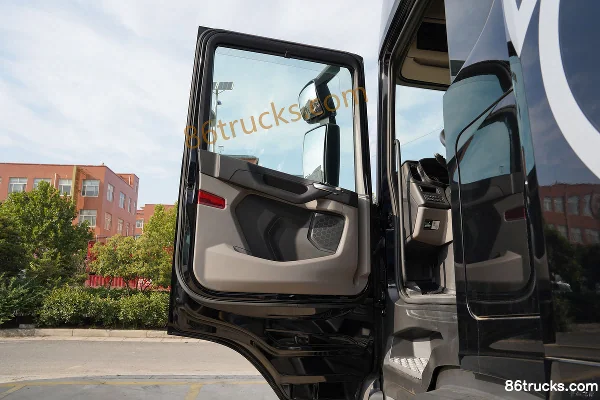 Scania New R-Series Heavy Truck 500hp 6X2R Tractor Truck (China VI)(Black)(Model R500) Cab (2) | 86Trucks