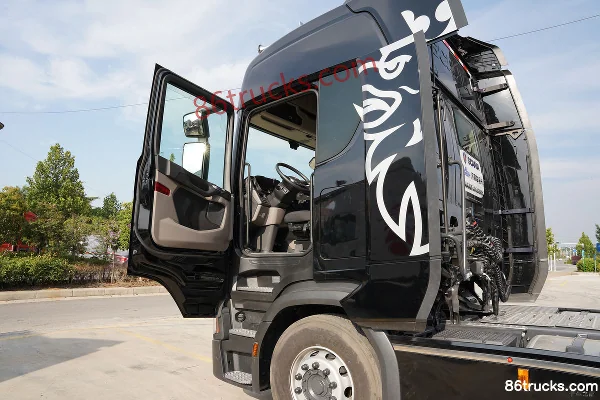 Scania New R-Series Heavy Truck 500hp 6X2R Tractor Truck (China VI)(Black)(Model R500) Cab (1) | 86Trucks