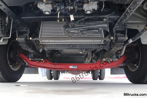 Dongfeng Kaipute Nebula K6-L 163 hp 4X2(6 wheels) 4.09m single-row van light truck (China VI) Chassis (1) | 86Trucks