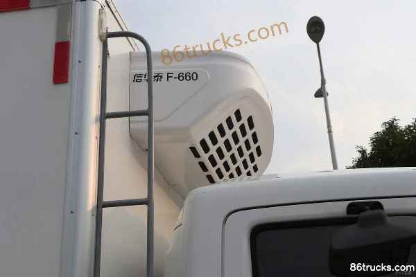 Dongfeng Kaipute Nebula K6 160 hp 4X2(6 wheels) 4.09m refrigerated truck (China VI) Body (2) | 86Trucks