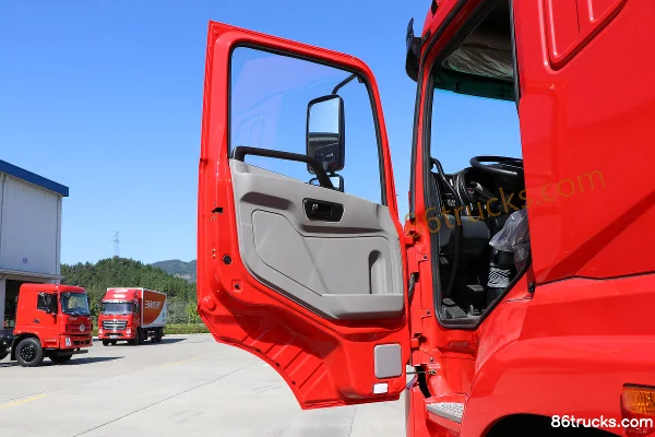 Sanhuan Shitong Haolong Comfort 270hp 8X2(10 wheels) 7.6m Stake Cargo Truck (China VI) (Rear Axle 153) Cab (1) | 86Trucks