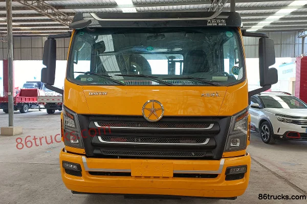 Dayun Xianglong 170hp 4X2(6 wheels) Wrecker Truck Exterior (2) | 86Trucks