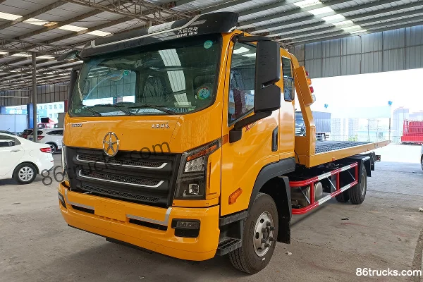 Dayun Xianglong 170hp 4X2(6 wheels) Wrecker Truck Exterior (3) | 86Trucks