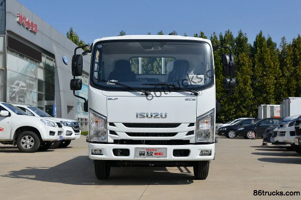 Jiangxi Isuzu Yifang EC5 Flagship 116hp 4X2(6 wheels) 4.155m single-row flatbed light truck (hydraulic brake) Exterior (2) | 86Trucks