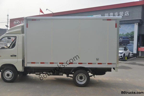 Foton Xiangling M1 Comfort 1.6L 122hp 4X2(6 wheels) Gasoline 3.3m Single-row Van Micro Truck Body (1) | 86Trucks