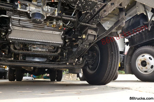 JMC Kaiyun Qiangjin Edition 129hp 4X2(6 wheels) 4.08m Single Row Van Light Truck (China VI) Chassis (3) | 86Trucks