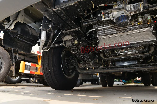 JMC Kaiyun Qiangjin Edition 129hp 4X2(6 wheels) 4.08m Single Row Van Light Truck (China VI) Chassis (2) | 86Trucks