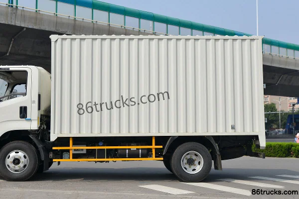 JMC Kaiyun Qiangjin Edition 129hp 4X2(6 wheels) 4.08m Single Row Van Light Truck (China VI) Body (2) | 86Trucks