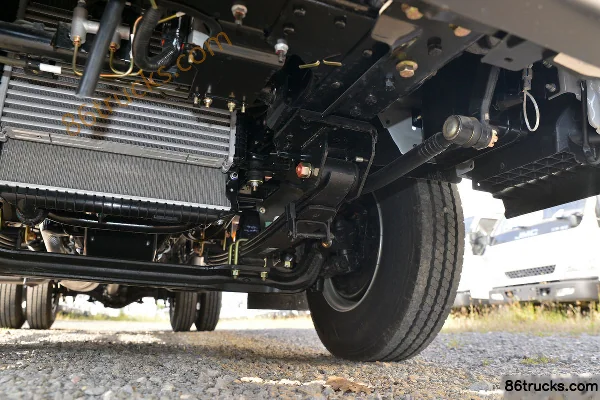 JMC Kaiyun Upgraded Medium Body 122hp 4X2(6 wheels) 3.16m Double Row Flatbed Light Truck (Hydraulic Brake) Chassis (3) | 86Trucks