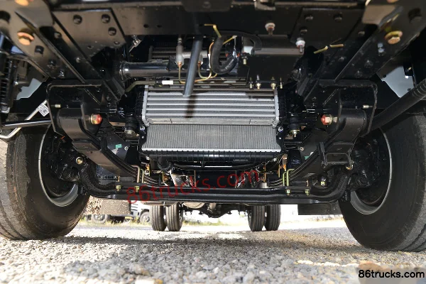 JMC Kaiyun Upgraded Medium Body 122hp 4X2(6 wheels) 3.16m Double Row Flatbed Light Truck (Hydraulic Brake) Chassis (1) | 86Trucks