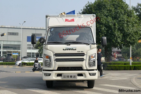 JMC New Shunda 116hp 4X2(6 wheels) 3.19m Double Row Refrigerated Truck (China VI) (XueLian Cold Chain Brand) Exterior (2) | 86Trucks