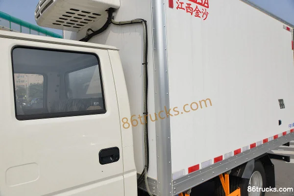 JMC New Shunda 116hp 4X2(6 wheels) 3.19m Double Row Refrigerated Truck (China VI) (XueLian Cold Chain Brand) Body (2) | 86Trucks