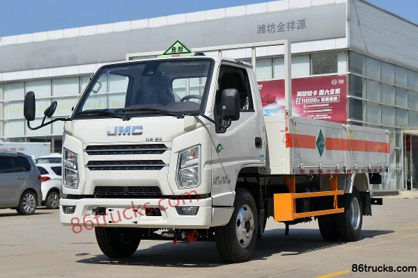 JMC New Shunda Narrow Body 116hp 4X2(6 wheels) 4.1m Gas Cylinder Transport Truck (China VI) Exterior (3) | 86Trucks