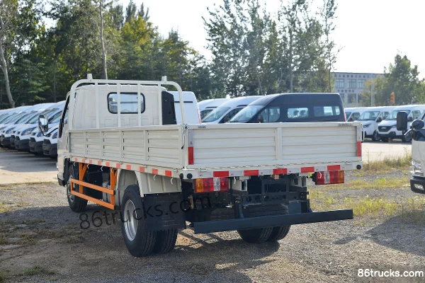 JMC Shunda Narrow Body 122hp 4X2(6 wheels) 4.22m Flatbed Light Truck (China VI) (3) | 86Trucks