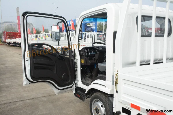 Tangjun Ouling Jinlika II 129 ch 4X2(6 roues) camion porteur à ridelles 3,7 m cabine simple (rapport de pont 4,875) (1) | 86Trucks