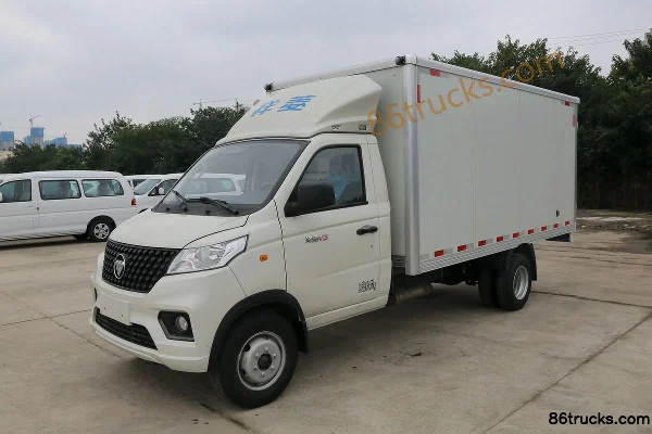 Foton Xiangling V3 Luxury Type 1.6L 122hp 4X2(6 wheels) Gasoline 3.7m Single Row Van Mini Truck Exterior (3) | 86Trucks
