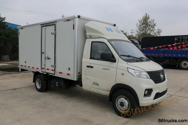 Foton Xiangling V3 Luxury Type 1.6L 122hp 4X2(6 wheels) Gasoline 3.7m Single Row Van Mini Truck Exterior
