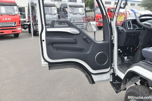 JAC Kangling H3 95 hp 4X2(6 wheels) 3.7 m Single Row Box Light Truck (China VI) Cab (2) | 86Trucks