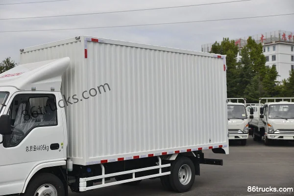 Qingling Isuzu 100P 120 hp 4X2(6 wheels) 4.25m single row van light truck (China VI) Body (1) | 86Trucks