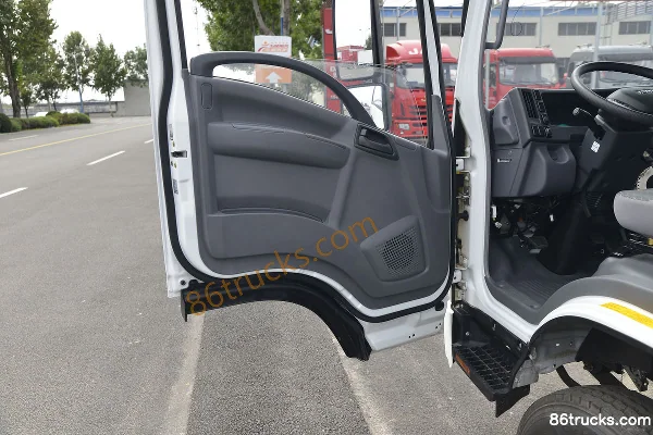 Qingling Lingka Standard Load 160hp 4X2(6 wheels) 4.13m Single-row Cab Van Light Truck (New Interior) (2) | 86Trucks