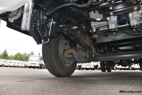 Qingling Isuzu KV100 120 hp 4X2(6 wheels) 4.13m Single Row Van Light Truck (China VI) Chassis (2) | 86Trucks