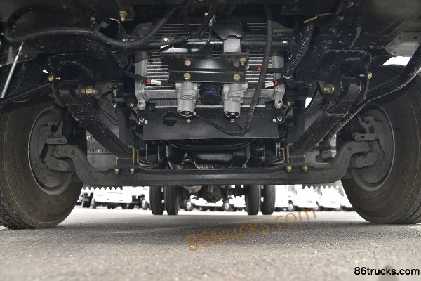 Qingling Isuzu KV100 120 hp 4X2(6 wheels) 4.13m Single Row Van Light Truck (China VI) Chassis (1) | 86Trucks