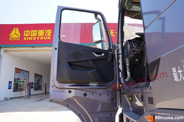 Sinotruk HOWO TH7 Heavy Truck 510 hp 6X4(10 wheels) AMT Automatic Tractor Truck (China VI) Cab (1) | 86Trucks