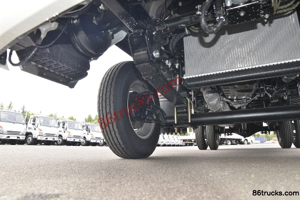 JAC Kangling J3 135hp 4X2(6 wheels) 3.37m Semi-row Flatbed Light Truck (China VI) Chassis (2) | 86Trucks