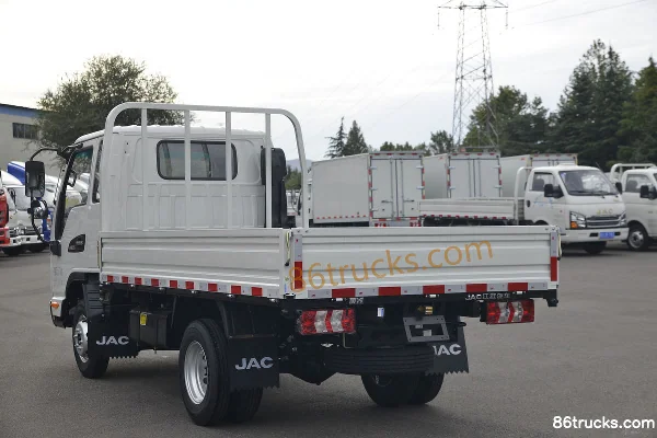 JAC Kangling J3 135hp 4X2(6 wheels) 3.37m Semi-row Flatbed Light Truck (China VI) Body (3) | 86Trucks