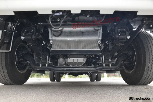 JAC Shuailing Q6 160 hp 4X2(6 wheels) 4.18m single-row flatbed light truck (China VI) (Fast Gear 8-speed) Chassis (1) | 86Trucks