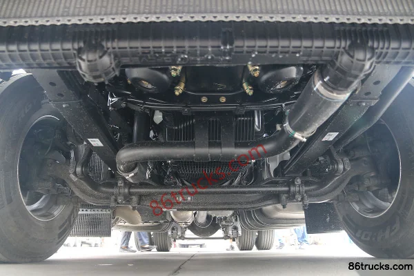 Dongfeng Commercial Vehicle Tianlong Flagship GX 520hp 4X2(6 wheels) AMT Automatic Tractor Truck (China VI) Chassis (1) | 86Trucks