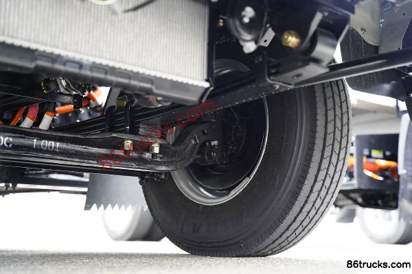 NanJun Ruijie D30G 4.1m Single Row Pure Electric Van Light Truck 98.04kWh 4X2(6 wheels) Chassis (3) | 86Trucks
