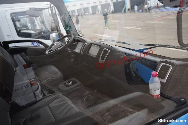 Sinotruk Haoman H3 4.185m Single Row Pure Electric Van Light Truck 85.4kWh 4X2(6 wheels) Cab (1) | 86Trucks