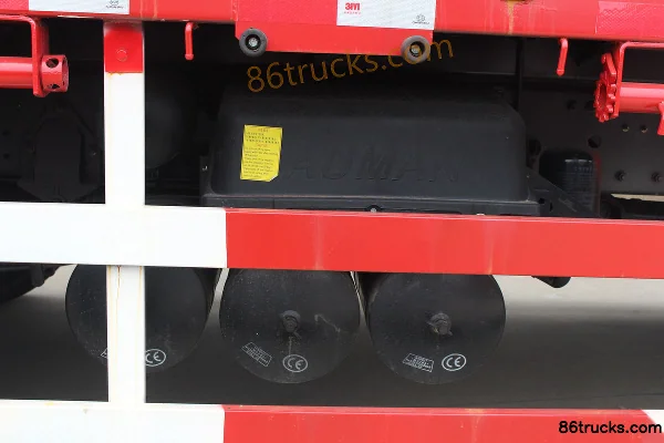 Foton Auman GTL 9 Series Heavy Truck Zhixiang Edition Standard Load 300 hp 6X2(8 wheels) 8m Stake Truck (440 Rear Axle) Body (1) | 86Trucks