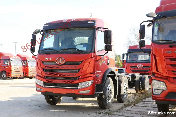 FAW Jiefang Qingdao Long V camion moyen 220 ch 6X2(8 roues) camion porteur à ridelles 7,8 m (rapport 4,875) Extérieur (3) | 86Trucks